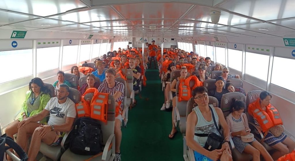 how to get to nusa lembongan with fastboat