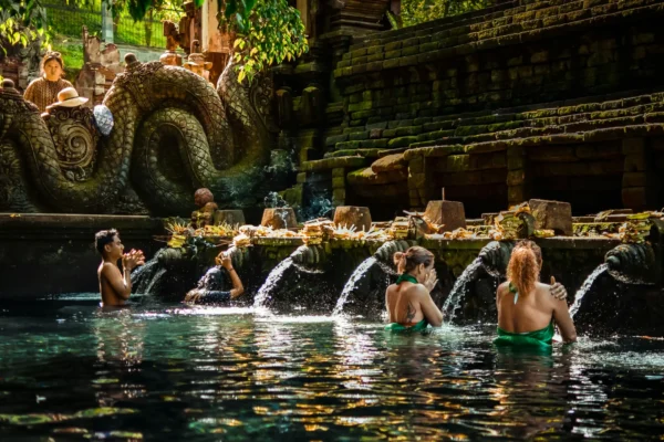 5-Days Bali: From Peaceful Highlands to Majestic Sea Temples